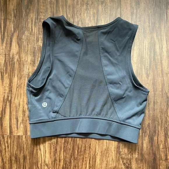EUC Lululemon Hotty Hot Cropped Tank Graphite Grey 2 - Picture 6 of 12